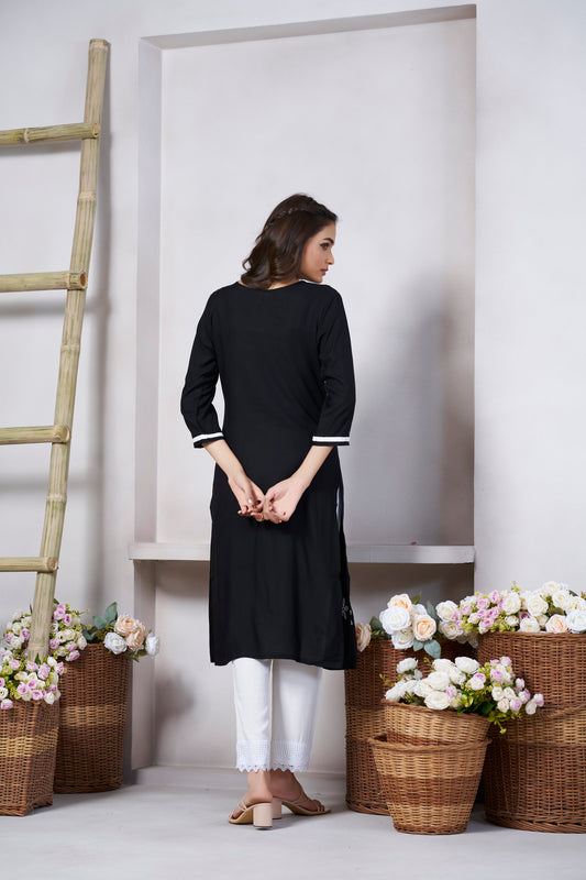 Black Floral Printed Round Neck Straight Kurti