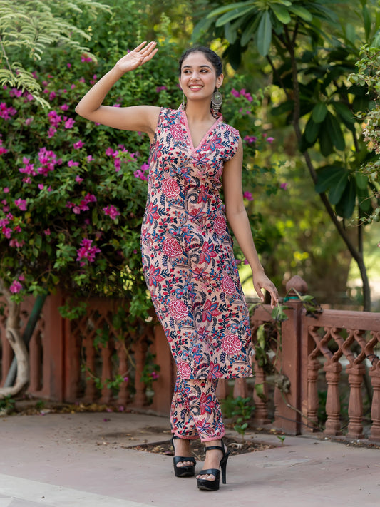 Aspora Pink & Blue Pure Cotton Floral Printed Straight Kurta With Trousers