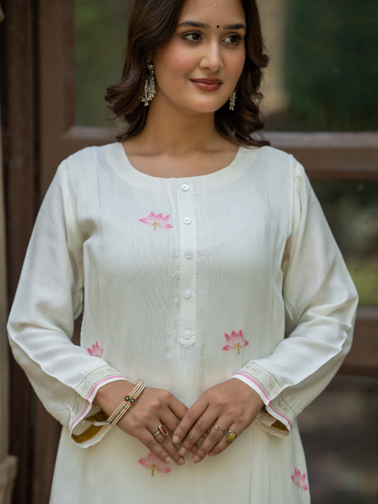 Women White Pure Viscose Jacquard Kurta with Lotus Motifs & Solid Pants