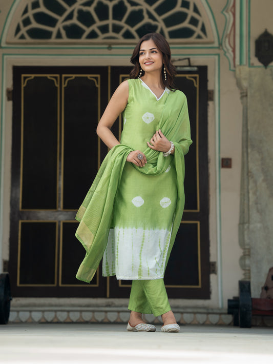 Aspora Parrot Pure Silk Shibori Printed Straight Kurta With Trousers & Dupatta