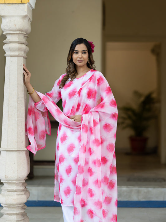Aspora Pink Floral printed Straight Kurta With Trousers & Dupatta