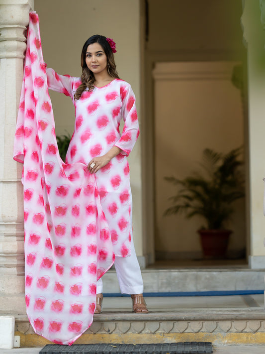 Aspora Pink Floral printed Straight Kurta With Trousers & Dupatta