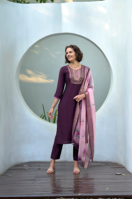 Purple Iris Embroidered Kurta with Matching Trouser & Floral Organza Dupatta