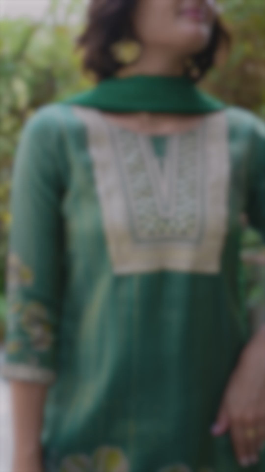 Green floral printed and embroidery Tissue Kurta With Trouser & Dupatta