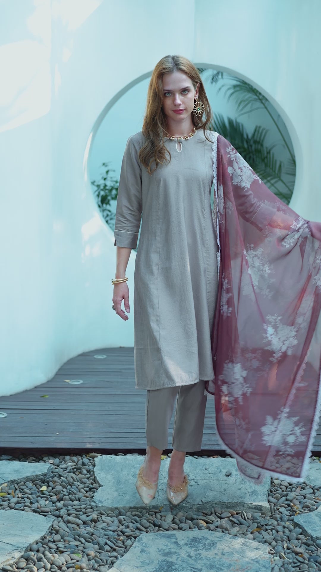 Grey Vatican Kurta Set with Embroidered Neckline and Organza Dupatta