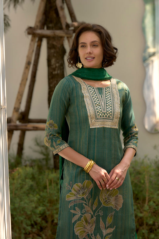 Green floral printed and embroidery Tissue Kurta With Trouser & Dupatta